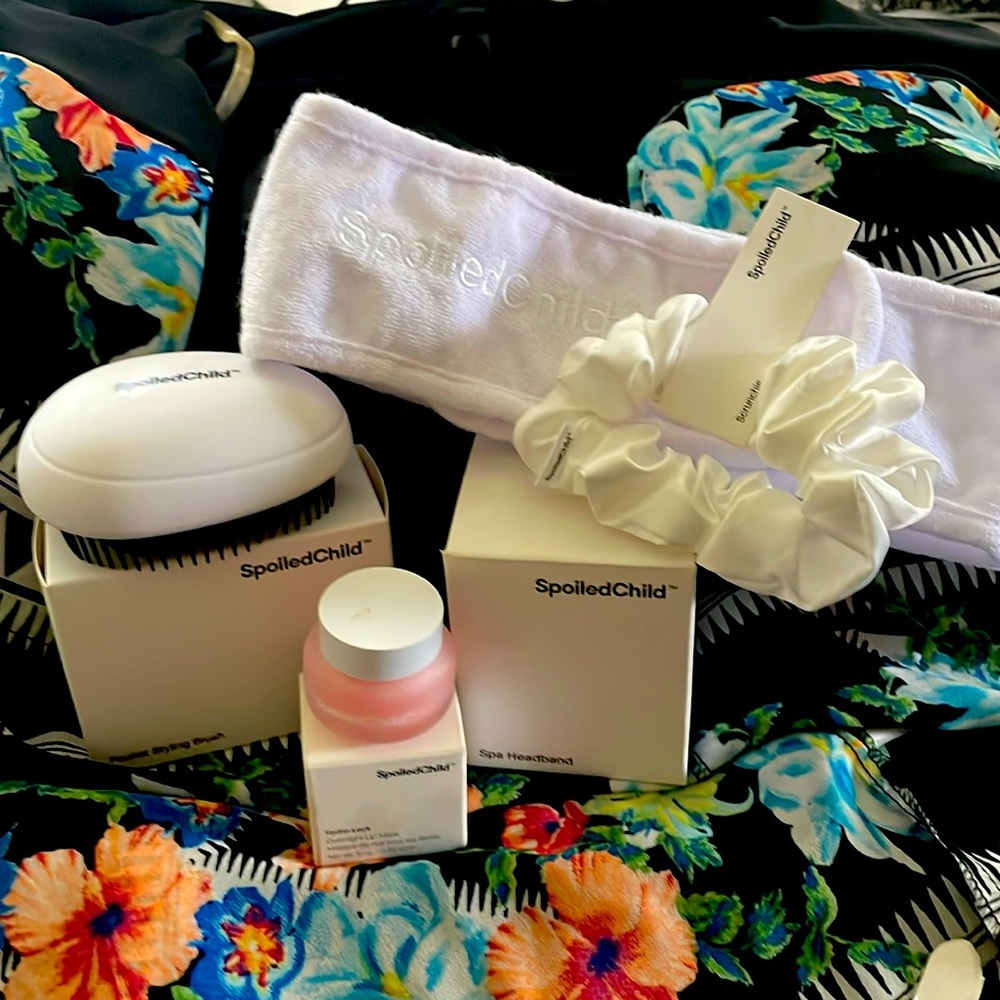 Spoiled Child Goodies NIB 🌺
